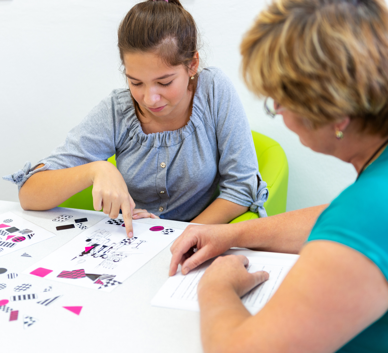 Engaging Neurodivergent Young Adults in Outpatient Therapy