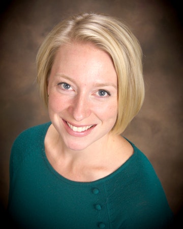 Meredith Roberts Lo headshot